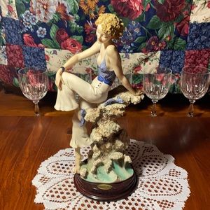 Florence Giuseppe Armani Art Figurine
